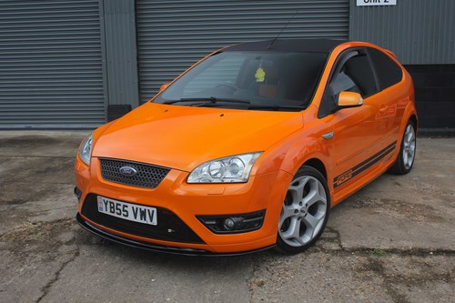 2005 Ford Focus ST-2 Te koop (foto 2 van 161)
