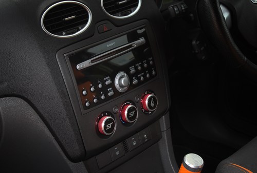 2005 Ford Focus ST-2 Te koop (foto 31 van 161)