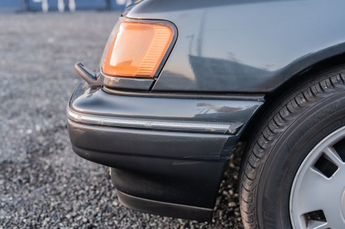 NO RESERVE - 1990 Ford Granada Scorpio 2.9 Auto (1st Gen) Te koop (foto 54 van 144)