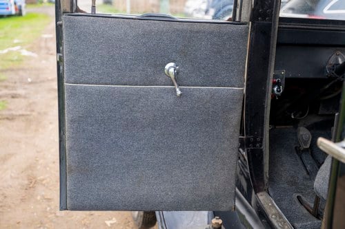 1925 Ford Model T Fordor Saloon zum Verkauf (Bild 30 von 138)