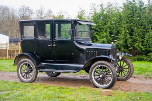 1925 Ford Model T Fordor Saloon zum Verkauf (Bild 1 von 138)