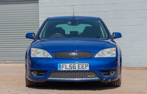 2006 Ford Mondeo ST220 zum Verkauf (Bild 2 von 67)