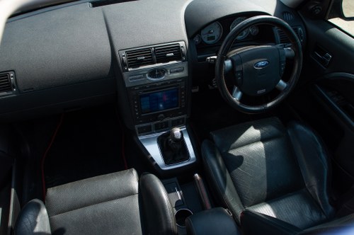 2006 Ford Mondeo ST220 zum Verkauf (Bild 32 von 67)