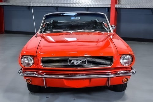 1966 Ford Mustang Convertible In vendita (immagine 2 di 81)