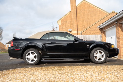 NO RESERVE - 2000 Ford Mustang Convertible (LHD) In vendita (immagine 21 di 223)