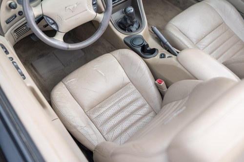 NO RESERVE - 2000 Ford Mustang Convertible (LHD) In vendita (immagine 102 di 223)