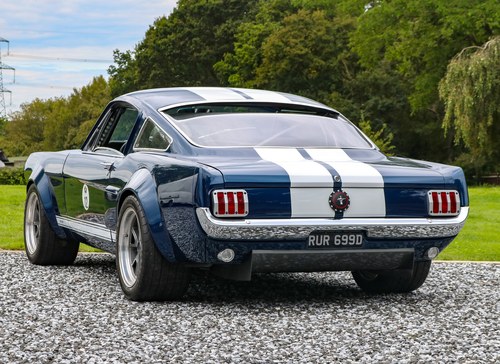 1965 Ford Mustang Fastback 7.0 (Road/Race modified car 700BHP) à venda (imagem 5 de 102)