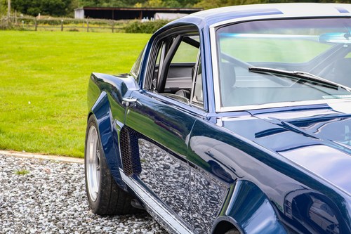 1965 Ford Mustang Fastback 7.0 (Road/Race modified car 700BHP) à venda (imagem 81 de 102)