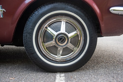 1965 Ford Mustang zum Verkauf (Bild 36 von 176)