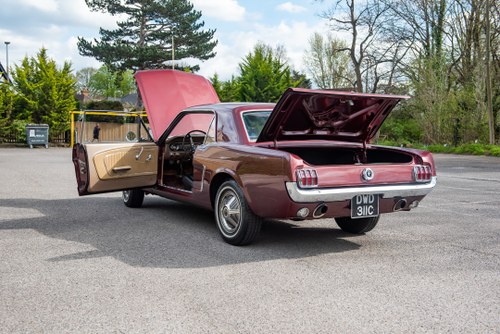 1965 Ford Mustang zum Verkauf (Bild 29 von 176)