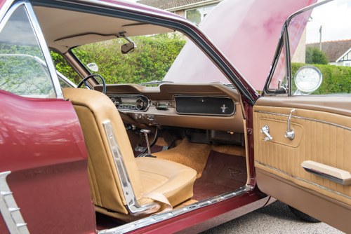 1965 Ford Mustang zum Verkauf (Bild 61 von 176)