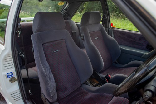 1988 Ford Escort RS Turbo zum Verkauf (Bild 38 von 115)