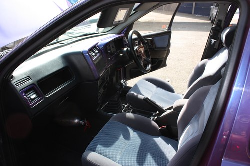 NO RESERVE! 1986 Ford Sierra Estate 2.8 Ghia 4x4 à vendre (picture 24 of 98)