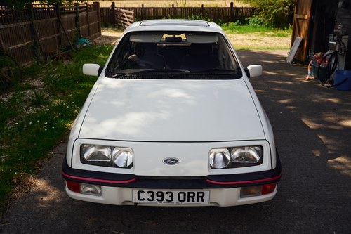 1985 Ford Sierra XR4 4x4 à vendre (picture 11 of 161)