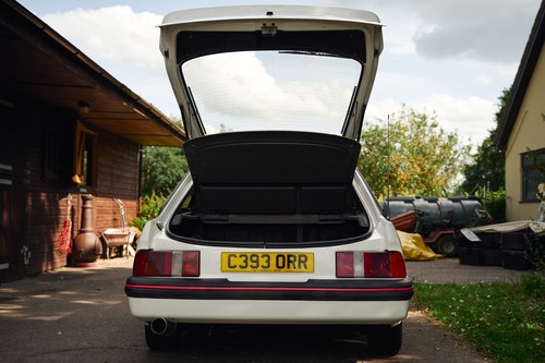 1985 Ford Sierra XR4 4x4 à vendre (picture 73 of 161)