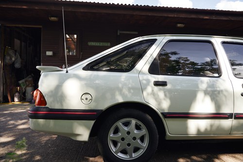 1985 Ford Sierra XR4 4x4 à vendre (picture 78 of 161)