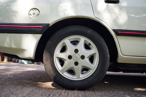1985 Ford Sierra XR4 4x4 à vendre (picture 22 of 161)