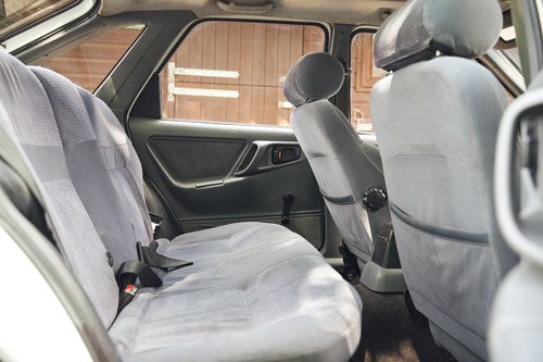 1985 Ford Sierra XR4 4x4 à vendre (picture 48 of 161)