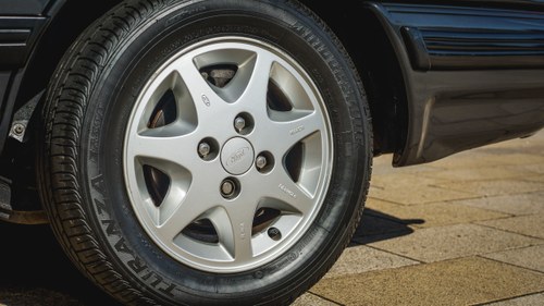 1991 Ford Sierra XR4x4 For Sale (picture 30 of 185)