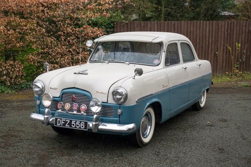 1956 Ford Zephyr Zodiac Mk1 For Sale (picture 1 of 217)