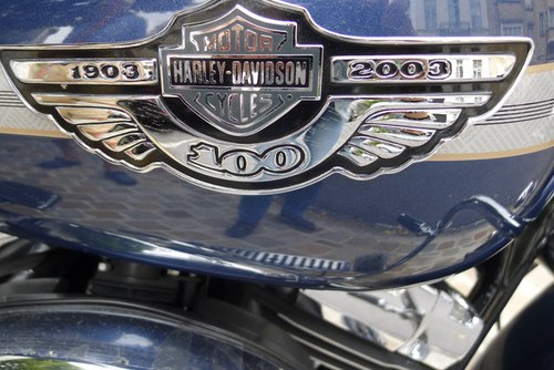 2003 Harley-Davidson FLHR Road King (Centenary Edition) In vendita (immagine 9 di 20)