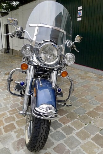 2003 Harley-Davidson FLHR Road King (Centenary Edition) In vendita (immagine 3 di 20)