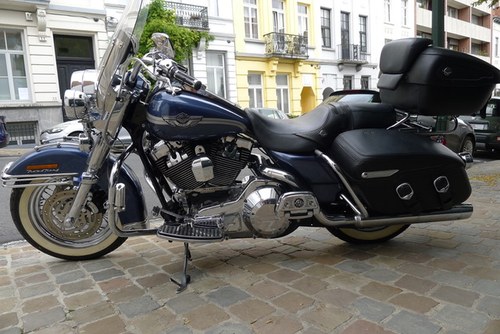 2003 Harley-Davidson FLHR Road King (Centenary Edition) In vendita (immagine 2 di 20)