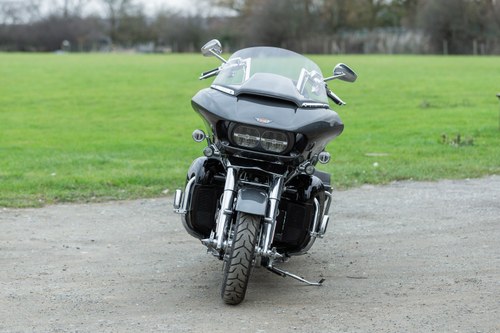 2016 Harley-Davidson Fltruse CVO Road Glide Ultra For Sale (picture 4 of 86)