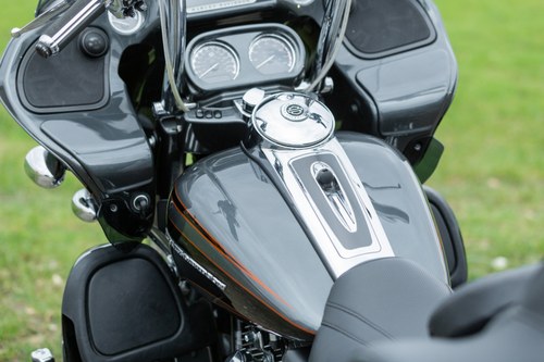 2016 Harley-Davidson Fltruse CVO Road Glide Ultra For Sale (picture 69 of 86)