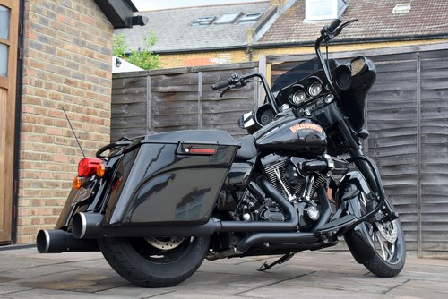 2008 Harley-Davidson Street Glide Custom For Sale (picture 12 of 103)