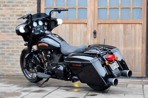 2008 Harley-Davidson Street Glide Custom For Sale (picture 8 of 103)