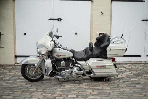 2008 Harley-Davidson Electraglide CVO In vendita (immagine 3 di 149)