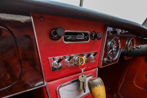 1966 Austin Healey 3000 En venta (imagen 26 de 150)