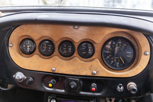 1996 Hindustan Ambassador à vendre (picture 45 of 210)