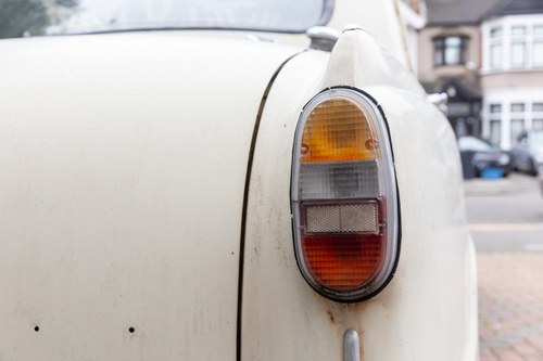 1996 Hindustan Ambassador à vendre (picture 131 of 210)