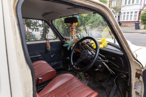 1996 Hindustan Ambassador à vendre (picture 31 of 210)