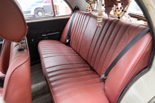 1996 Hindustan Ambassador à vendre (picture 82 of 210)