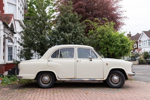 1996 Hindustan Ambassador à vendre (picture 6 of 210)