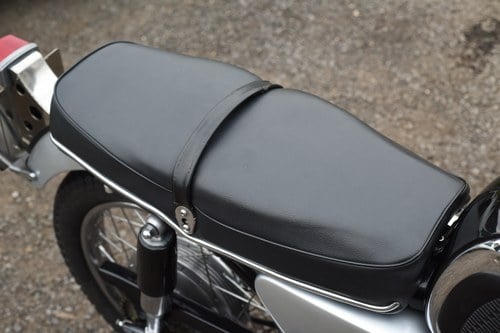 1967 Honda CB72 250 zum Verkauf (Bild 34 von 91)