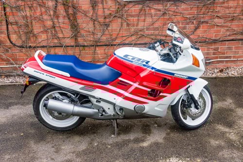 1991 Honda CBR1000F-L Te koop (foto 9 van 129)