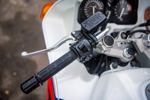 1991 Honda CBR1000F-L Te koop (foto 106 van 129)