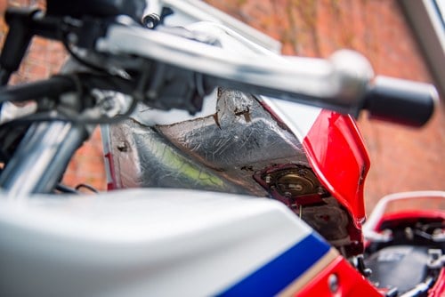 1991 Honda CBR1000F-L Te koop (foto 80 van 129)