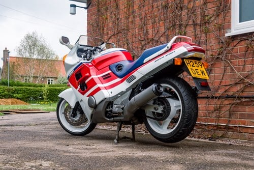 1991 Honda CBR1000F-L Te koop (foto 17 van 129)