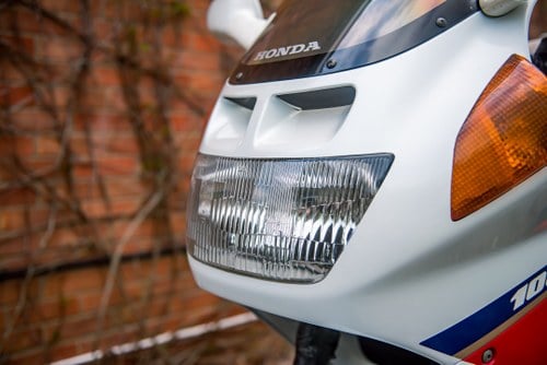 1991 Honda CBR1000F-L Te koop (foto 48 van 129)