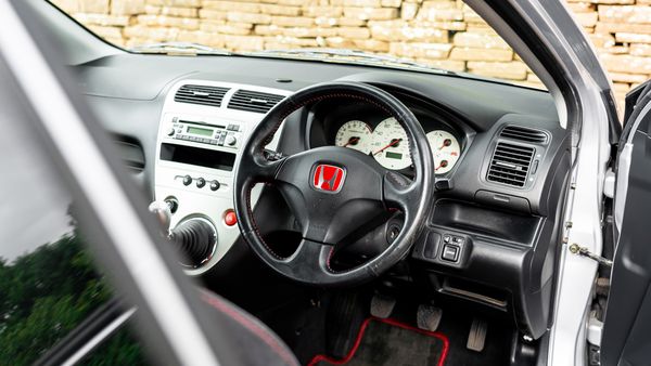 2004 Honda Civic Type R EP3 For Sale (picture :index of 19)