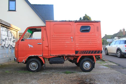 NO RESERVE - 1977 Honda TN360 In vendita (immagine 11 di 188)