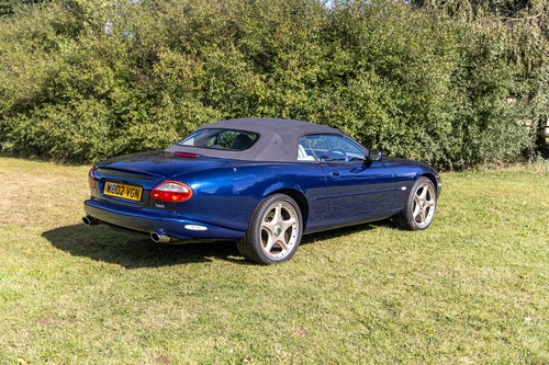 2000 Jaguar XKR Supercharged V8 In vendita (immagine 25 di 217)
