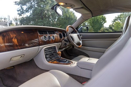 2000 Jaguar XKR Supercharged V8 In vendita (immagine 59 di 217)