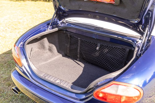 2000 Jaguar XKR Supercharged V8 In vendita (immagine 56 di 217)