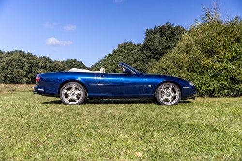 2000 Jaguar XKR Supercharged V8 In vendita (immagine 28 di 217)